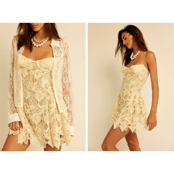 For Love & Lemons Dresses & Skirts - For Love & Lemons Coco Lace Mini Dress Cream XL NWT Underwire Scalloped Cocktail